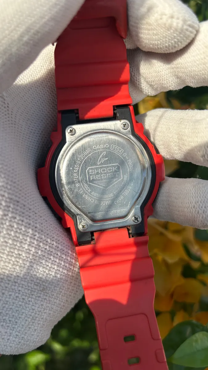 Casio G-Shock Red thumb 1