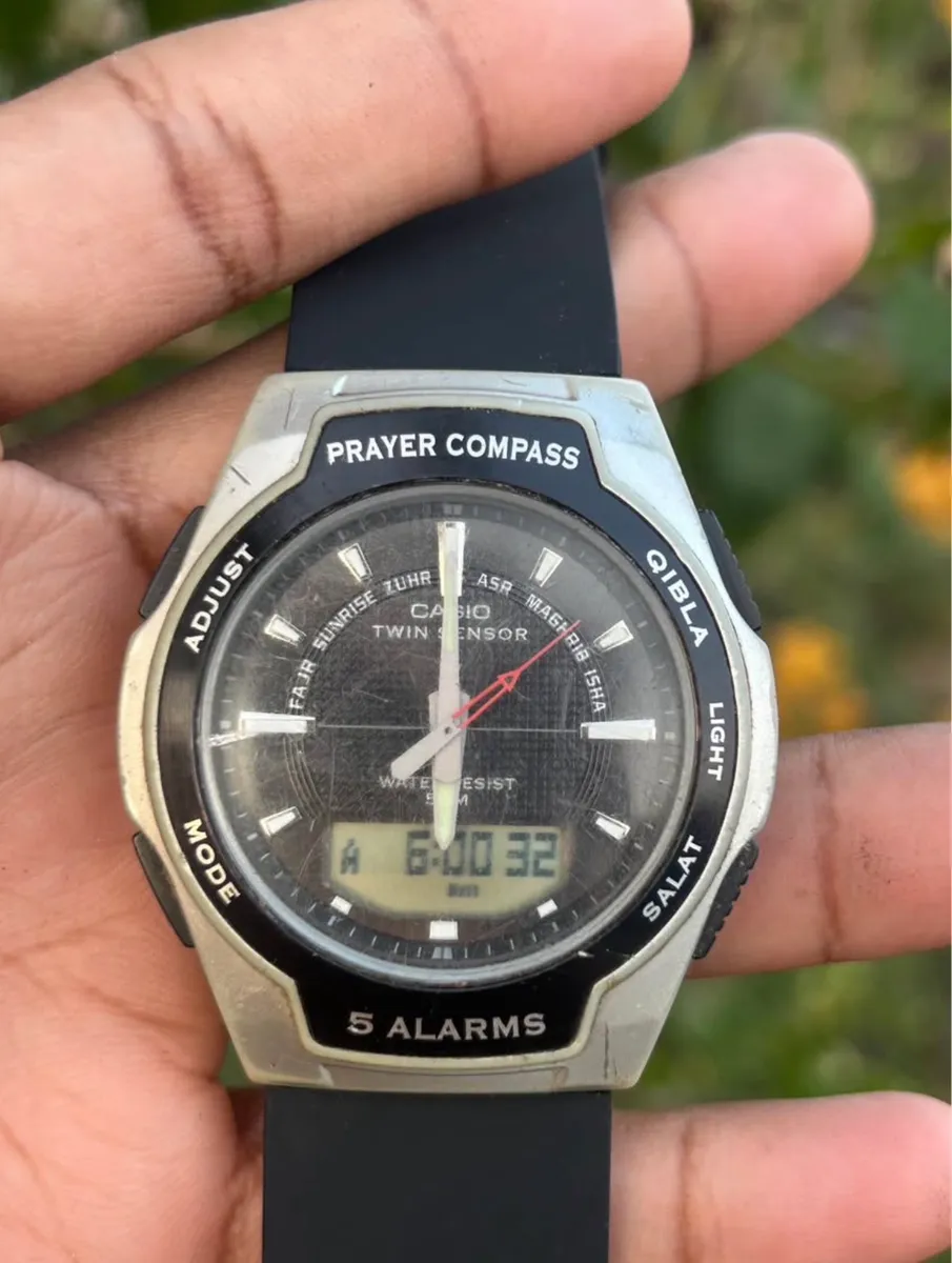 Casio prayer compass thumb 2