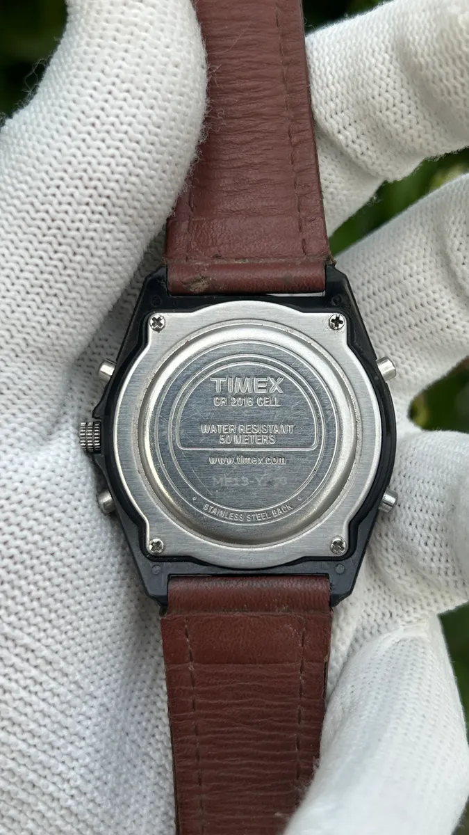 Timex expedition  Indiglo  thumb 4